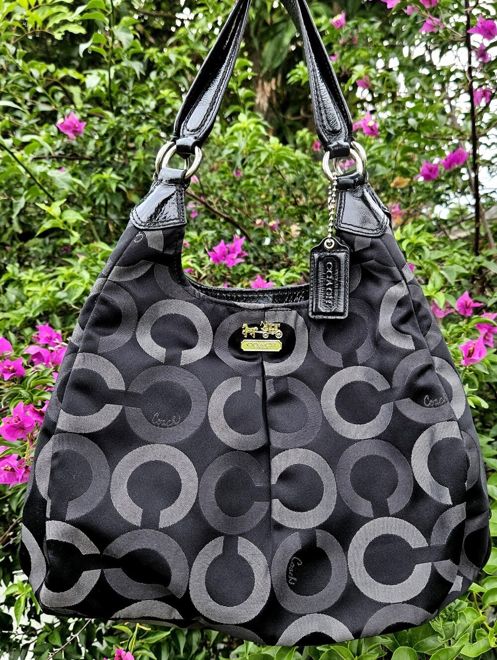 Coach Madison Maggie Hobo 15573M Black Gray Op Art Sateen Patent Hangtag